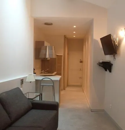 Appartement Studio Tout équipé Place De La Comédie: Confort, Calme&standing - Class Appart Montpellier